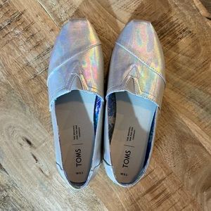 Size 8.5 brand new toms